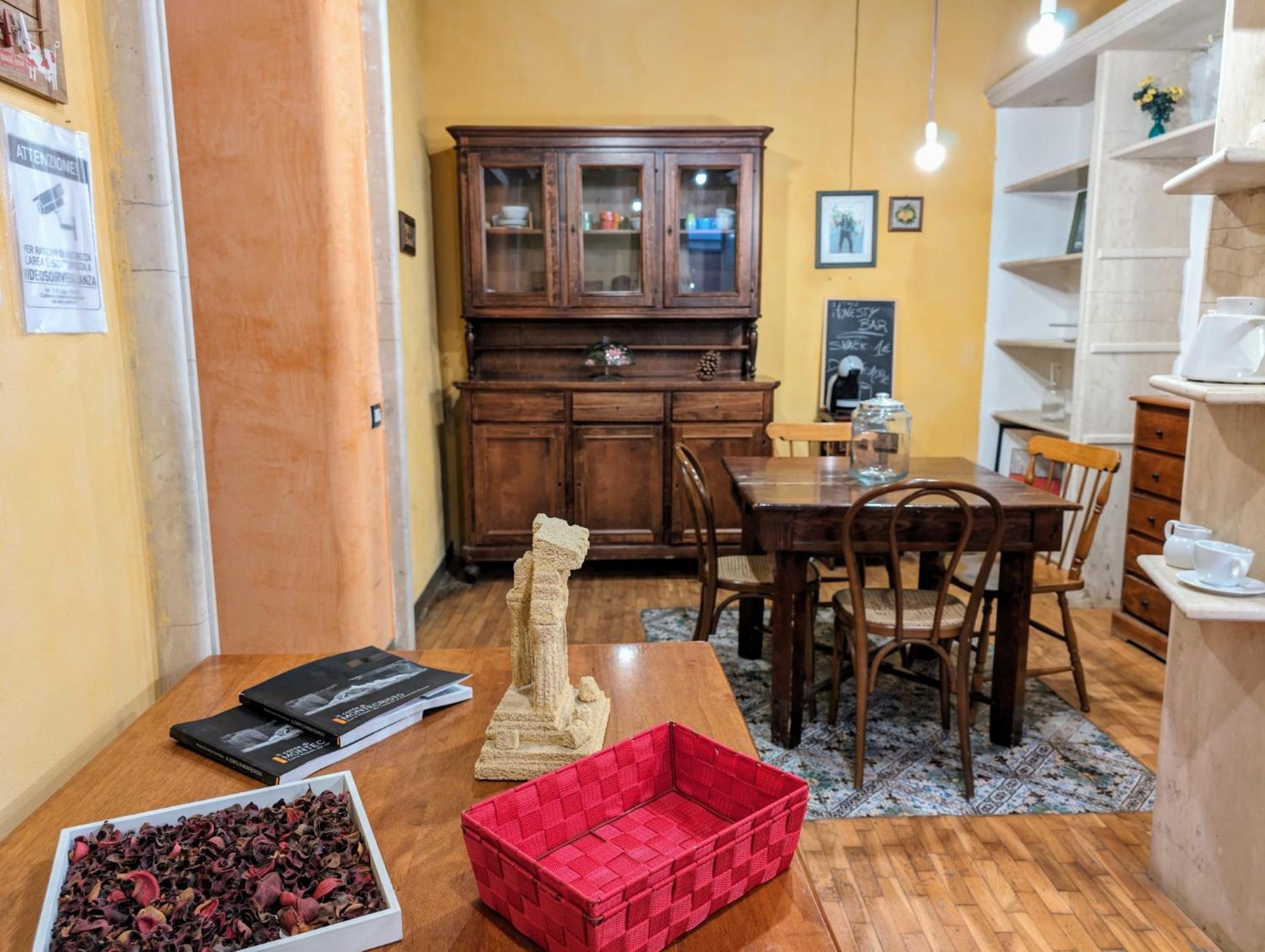 Casa Montana Hotel Agrigento Buitenkant foto